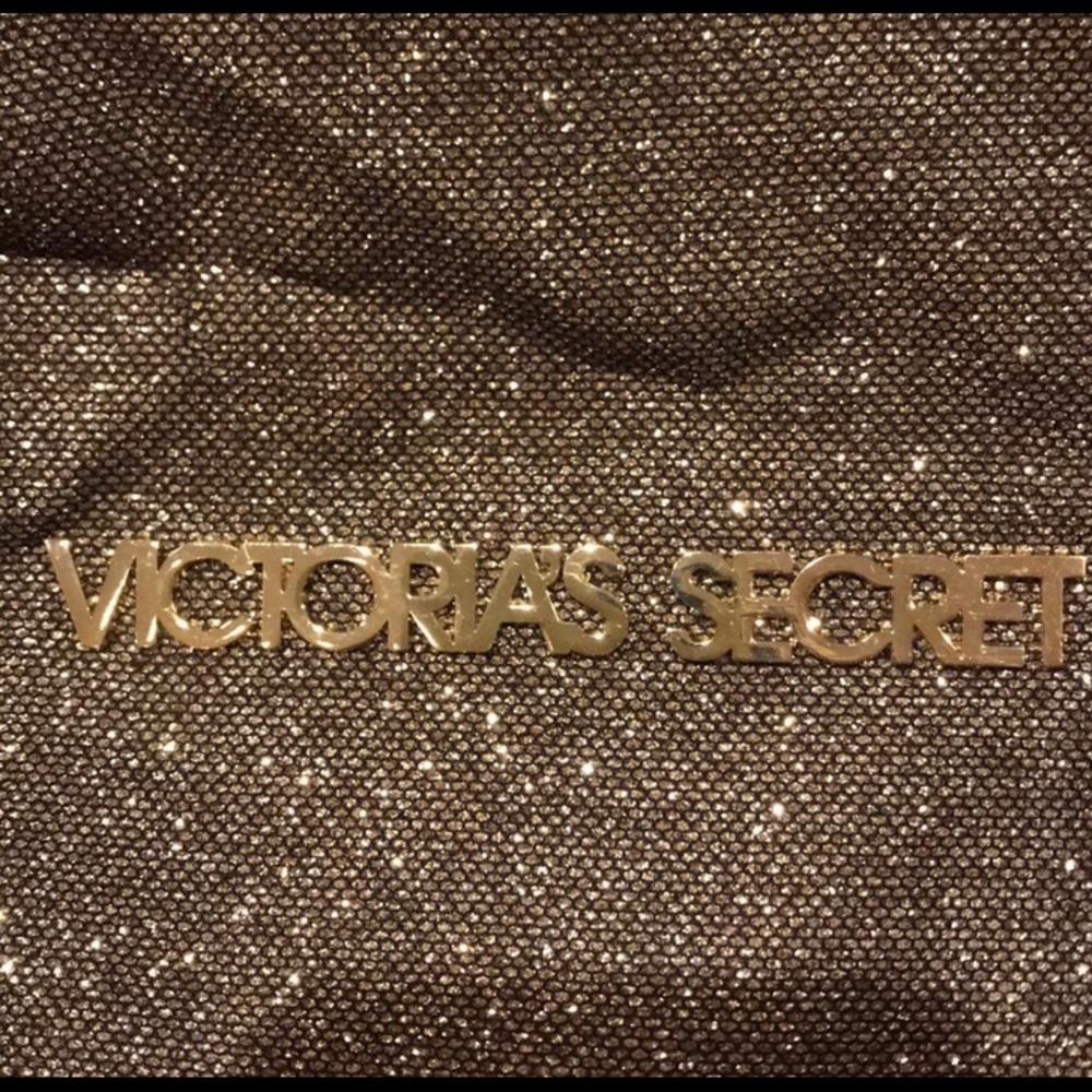 NWT Victoria Secret ✨ Glitter Getaway Tote bag 👜